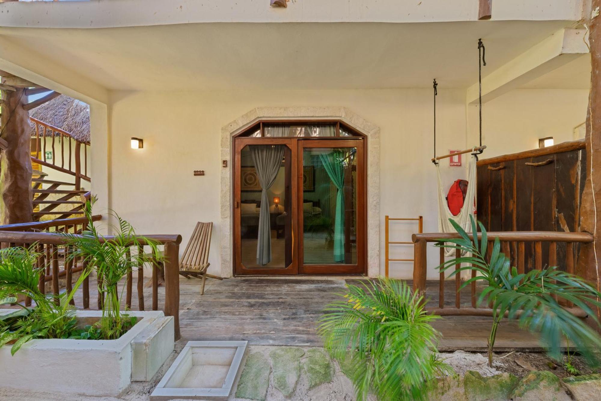 Playa Canek Beachfront Eco Hotel Hotel 4*